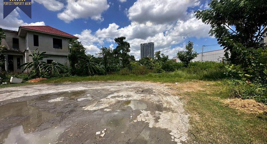 出售 土地 在 Bang Phli, Samut Prakan