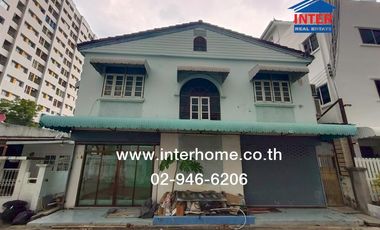 For rent 7 bedrooms house in Wang Thonglang, Bangkok