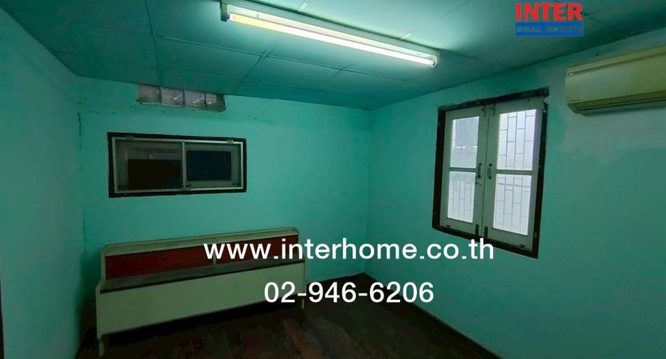 For rent 7 bedrooms house in Wang Thonglang, Bangkok