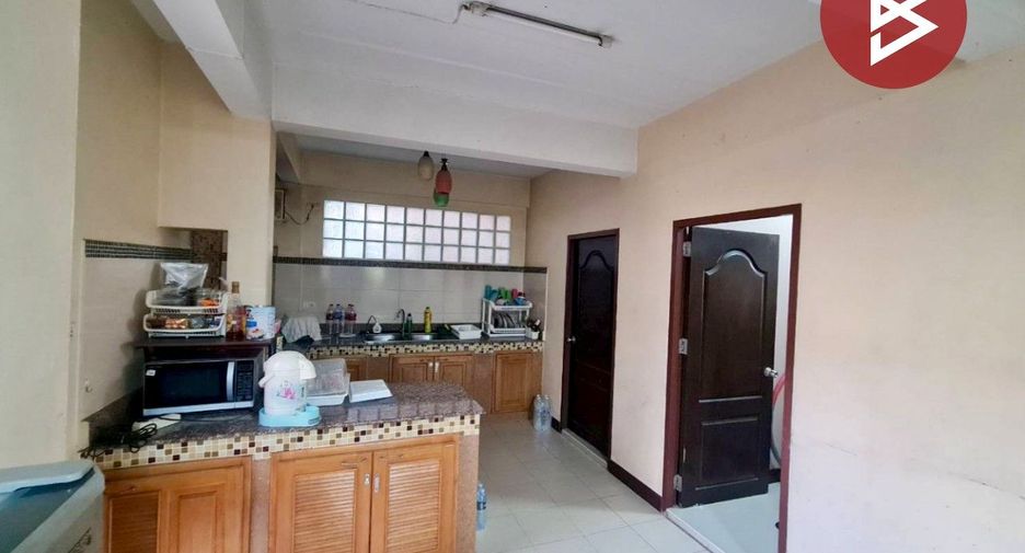 For sale 8 bedrooms house in Nong Chok, Bangkok