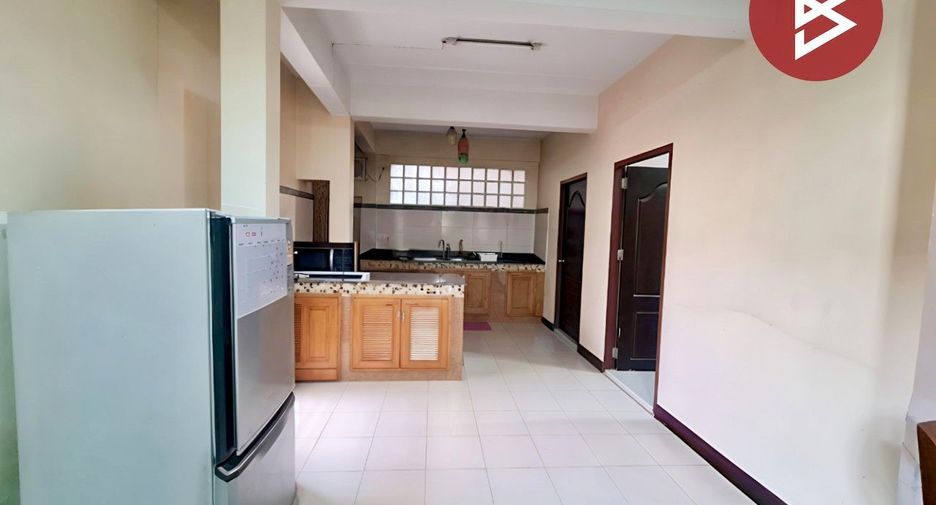 For sale 8 bedrooms house in Nong Chok, Bangkok