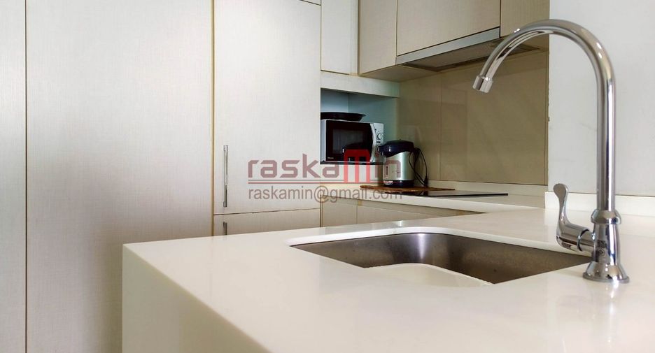 For rent 3 bedrooms condo in Bang Lamung, Chonburi
