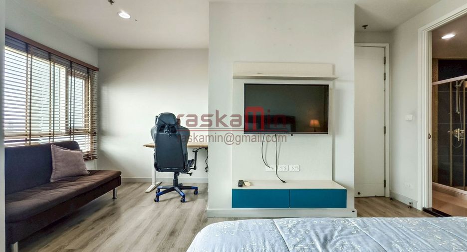 For rent 3 bedrooms condo in Bang Lamung, Chonburi