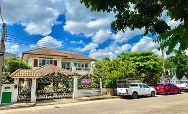 For sale 4 bedrooms house in Mueang Nonthaburi, Nonthaburi