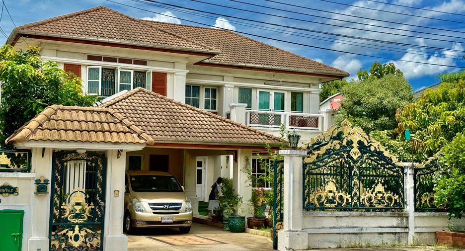 For sale 4 bedrooms house in Mueang Nonthaburi, Nonthaburi