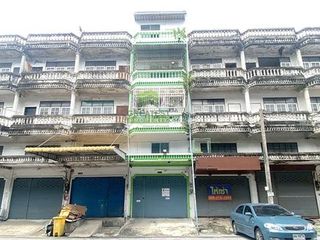 Продажа 3 спальни торговое помещение в Lam Luk Ka, Патумтани