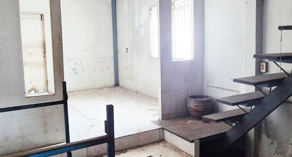 For sale 3 bedrooms retail Space in Phra Nakhon, Bangkok
