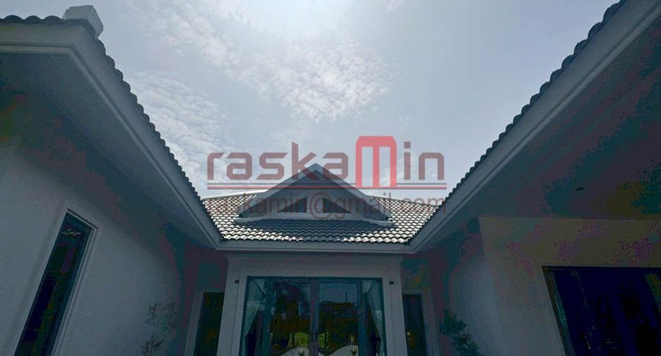 Villa zum Kauf mit 3 Zimmer in Bang Lamung, Chonburi
