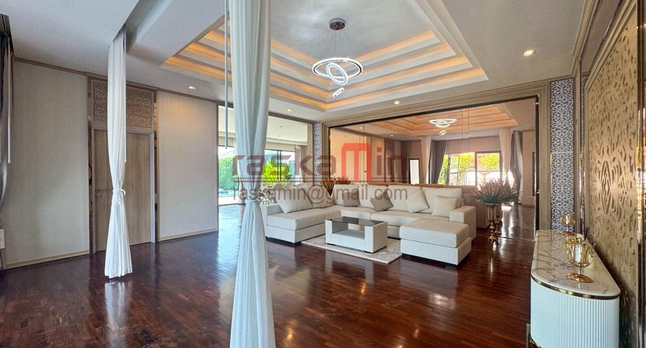 Villa zum Kauf mit 3 Zimmer in Bang Lamung, Chonburi