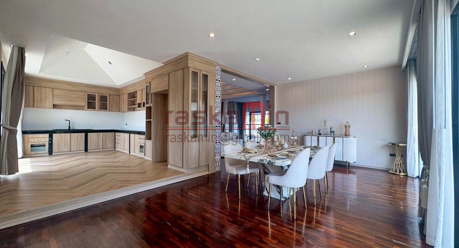 Villa zum Kauf mit 3 Zimmer in Bang Lamung, Chonburi
