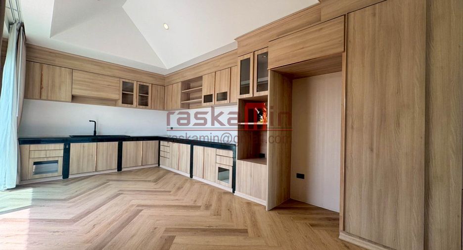 Villa zum Kauf mit 3 Zimmer in Bang Lamung, Chonburi