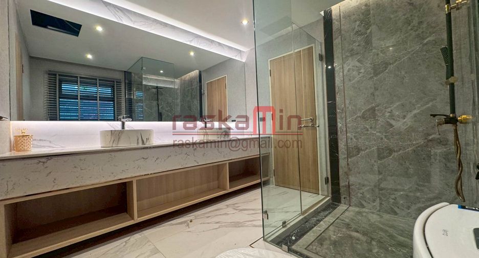 Villa zum Kauf mit 3 Zimmer in Bang Lamung, Chonburi