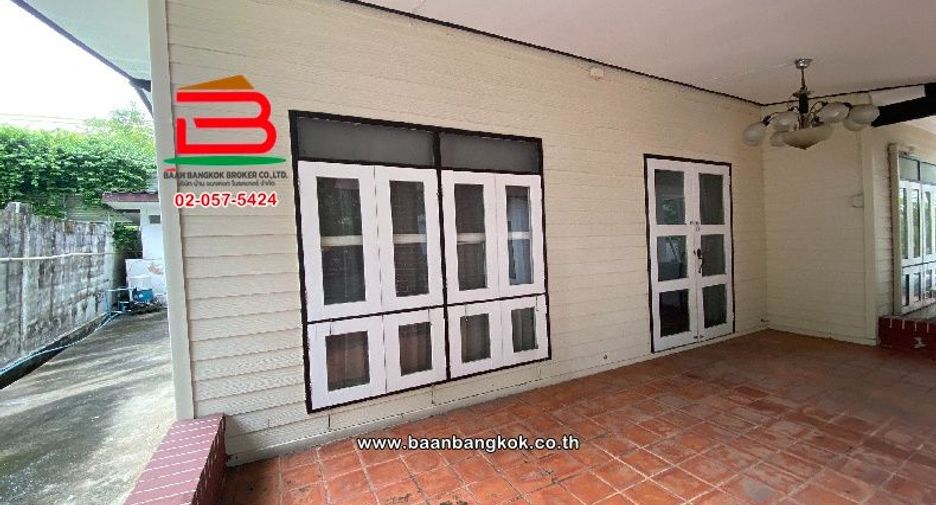 For sale land in Phaya Thai, Bangkok