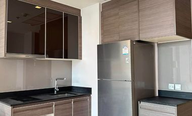 For sale 1 Beds condo in Khlong Toei, Bangkok
