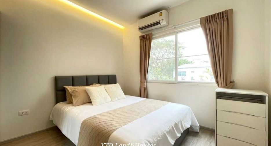 Casa adosada en alquiler y en venta de 3 habitaciones en Prawet, Bangkok