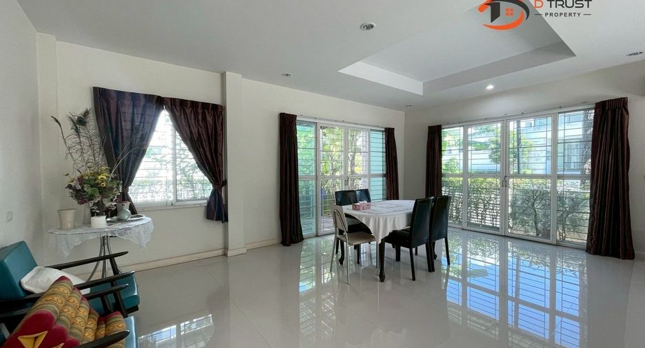 For sale 4 bedrooms house in Prawet, Bangkok