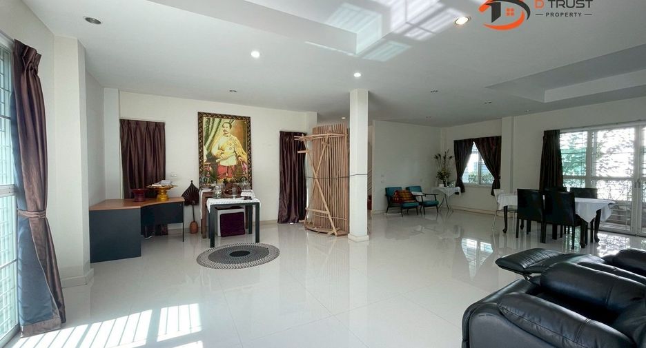 For sale 4 bedrooms house in Prawet, Bangkok