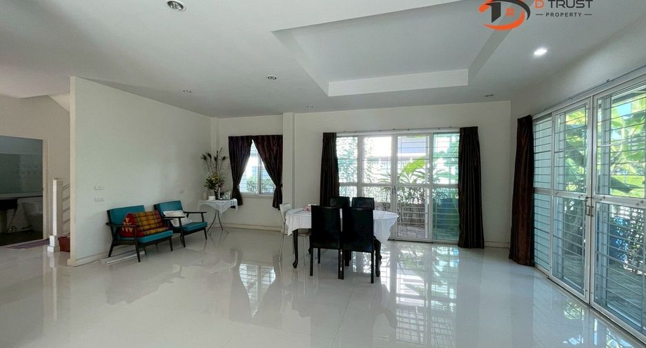 For sale 4 bedrooms house in Prawet, Bangkok