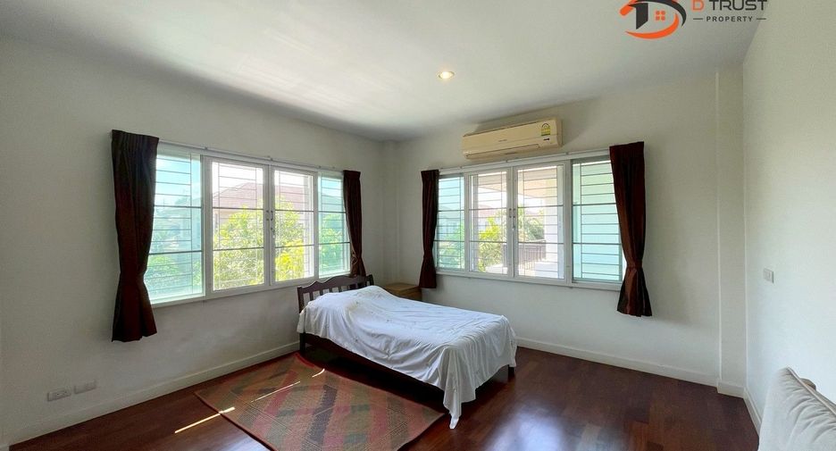 For sale 4 bedrooms house in Prawet, Bangkok