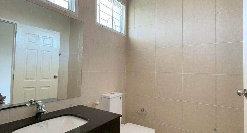 For sale 4 bedrooms house in Prawet, Bangkok