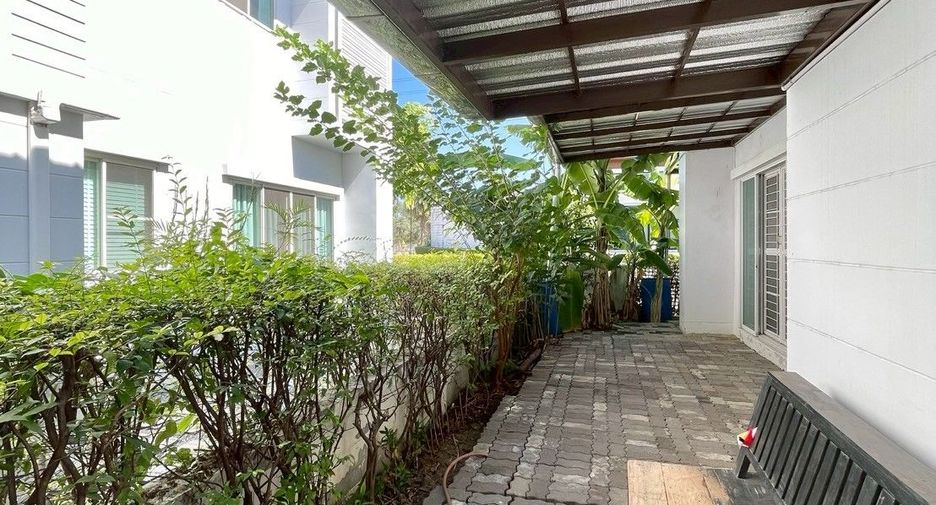 For sale 4 bedrooms house in Prawet, Bangkok