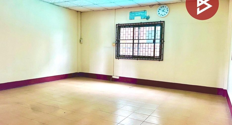 For sale 3 bedrooms house in Sam Phran, Nakhon Pathom