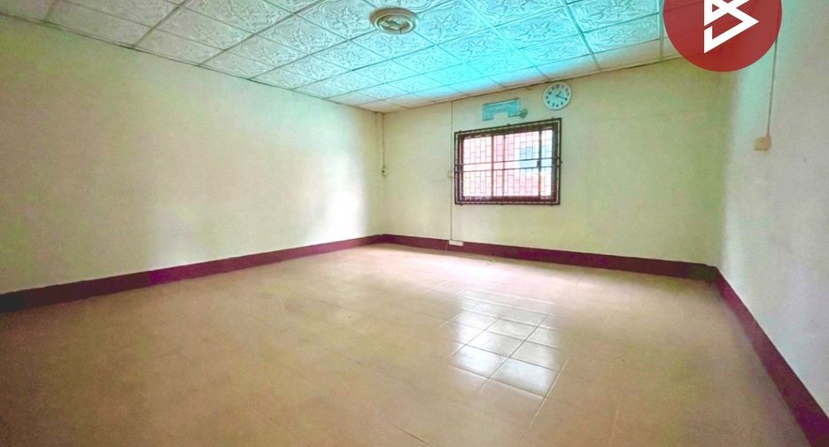 For sale 3 bedrooms house in Sam Phran, Nakhon Pathom