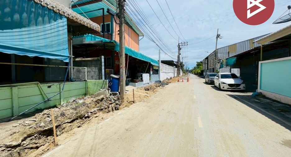 For sale 3 bedrooms house in Sam Phran, Nakhon Pathom