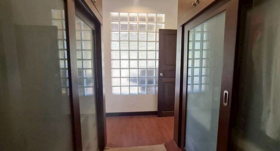 À vendre 3 chambres villa à Sattahip, Chonburi