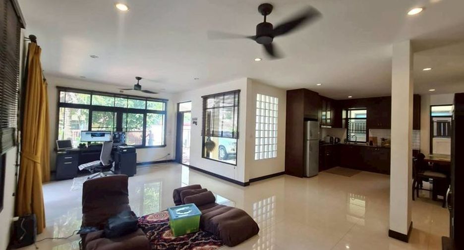 À vendre 3 chambres villa à Sattahip, Chonburi
