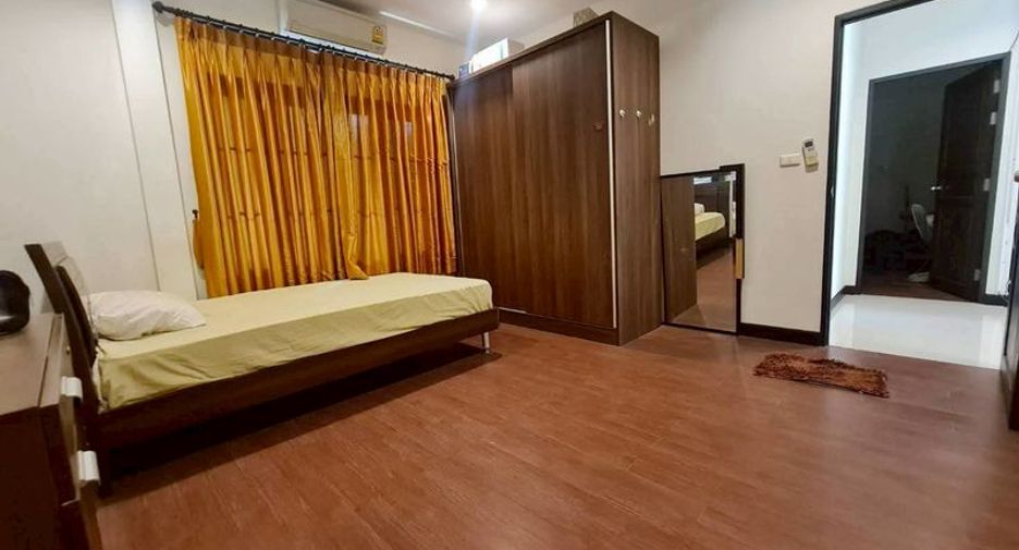 À vendre 3 chambres villa à Sattahip, Chonburi