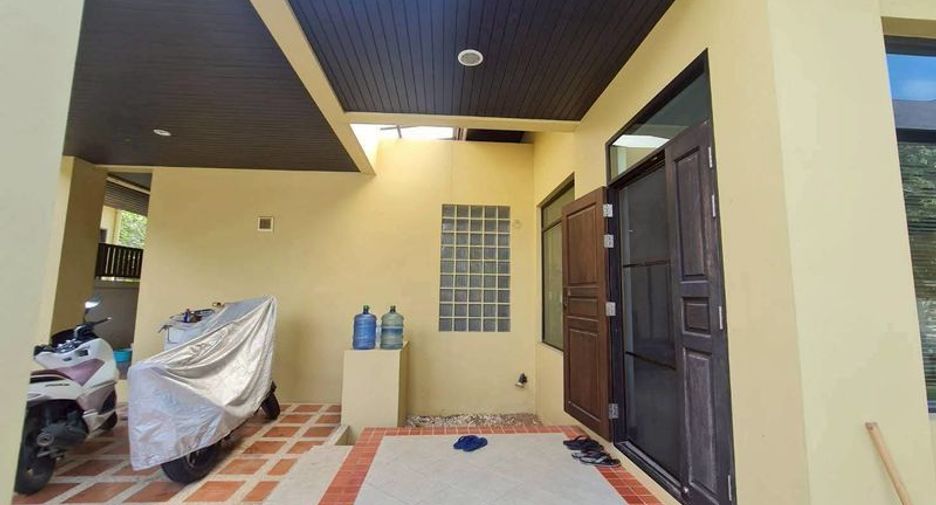 À vendre 3 chambres villa à Sattahip, Chonburi