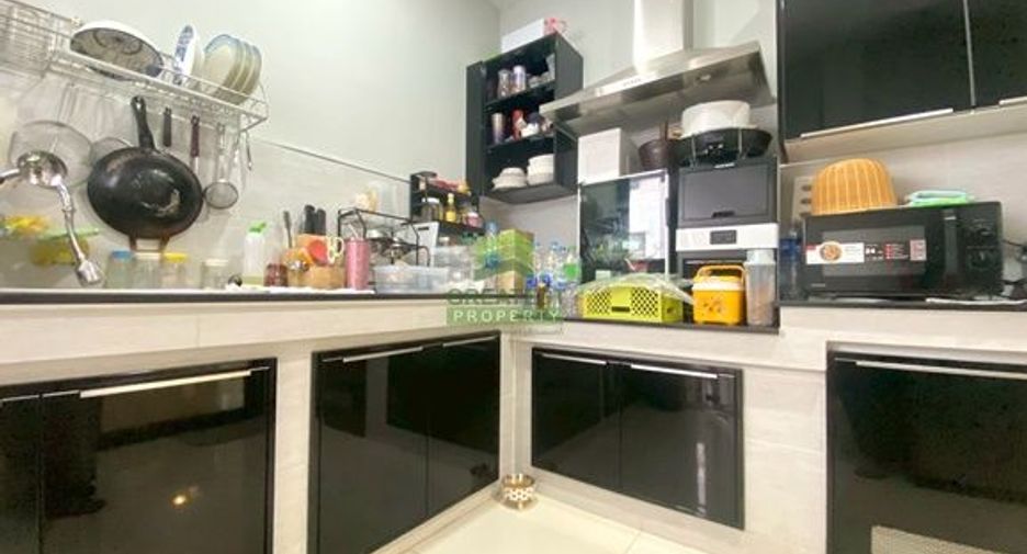 For rent and for sale 4 bedrooms house in Bang Kruai, Nonthaburi
