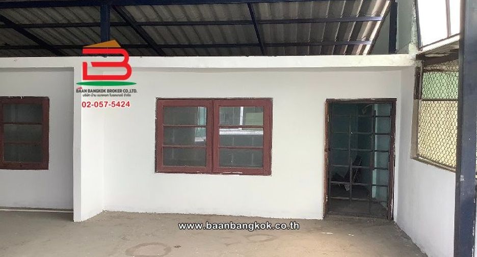 For sale 4 bedrooms retail Space in Sai Mai, Bangkok