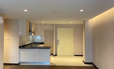 Condo en alquiler de 2 habitaciones en Phaya Thai, Bangkok