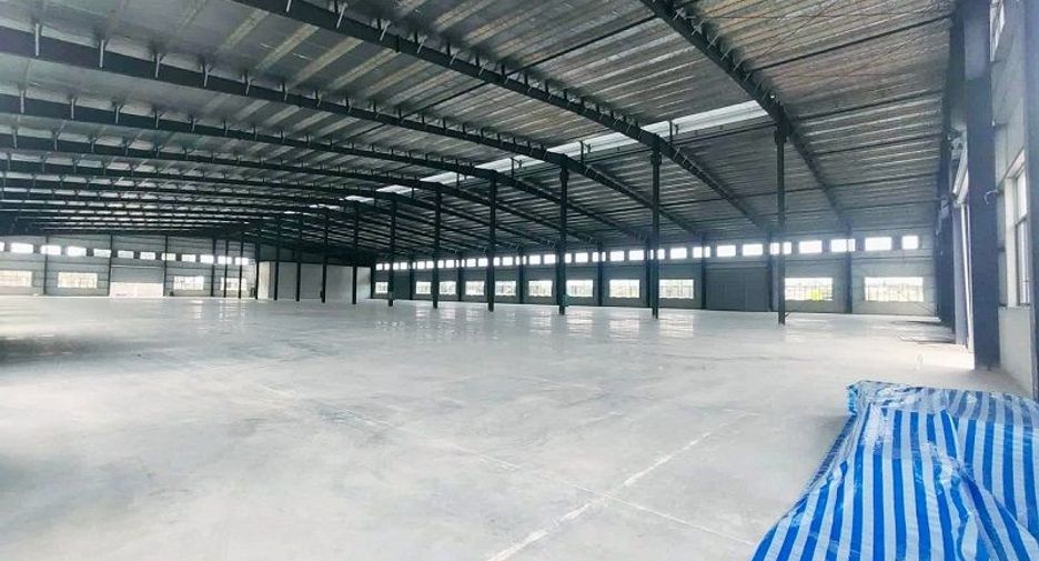 For rent 4 bedrooms warehouse in Nikhom Phatthana, Rayong