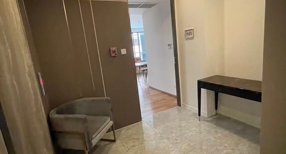 For rent and for sale 2 bedrooms condo in Khlong Toei, Bangkok