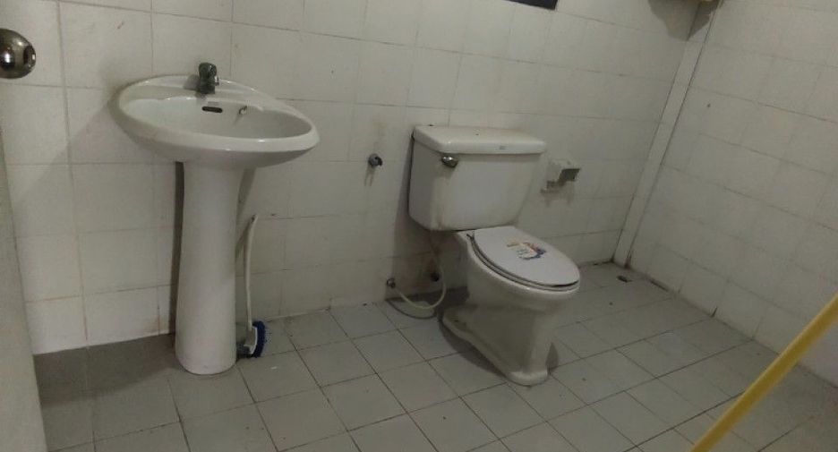 Продажа 3 спальни таунхаус в Bang Phli, Самутпракан