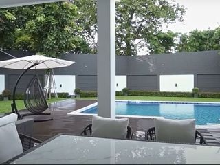 À vendre 5 chambres villa à Hang Dong, Chiang Mai