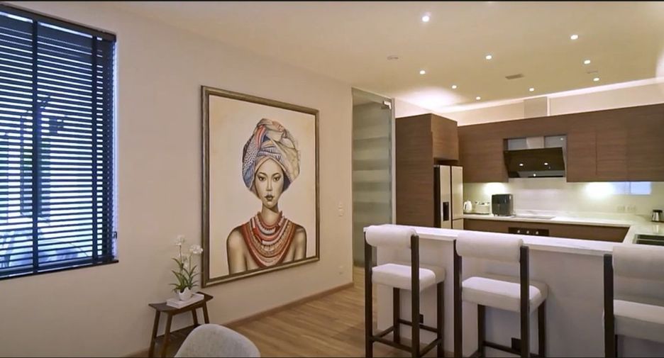 For sale 5 bedrooms villa in Hang Dong, Chiang Mai