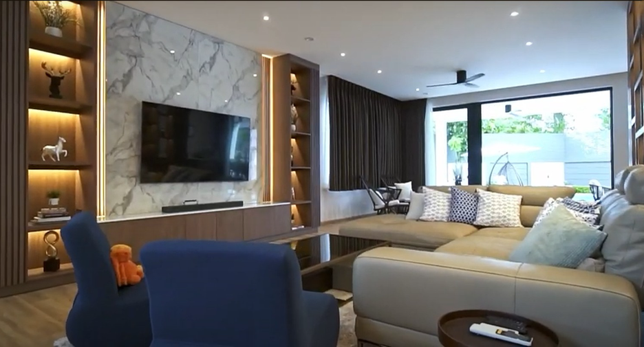 For sale 5 bedrooms villa in Hang Dong, Chiang Mai