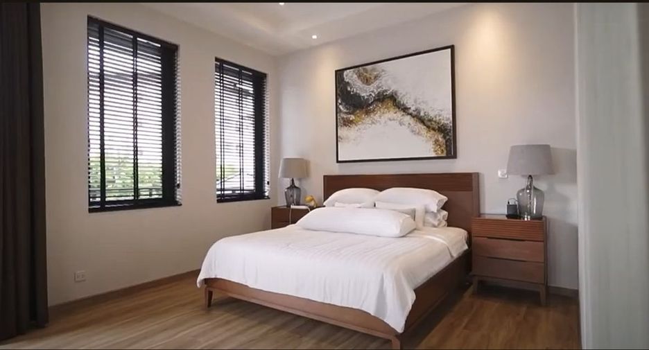 For sale 5 bedrooms villa in Hang Dong, Chiang Mai