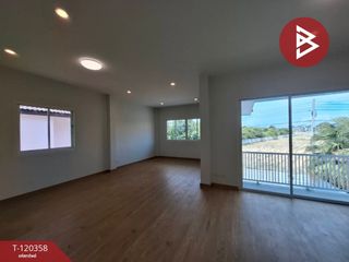 出售 公寓 独立屋 在 Si Racha, Chon Buri