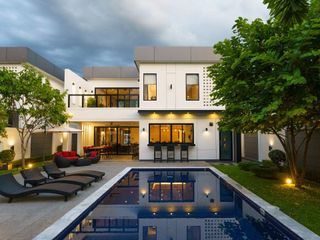 Villa zum Kauf mit 4 Zimmer in Mueang Chiang Mai, Chiang Mai