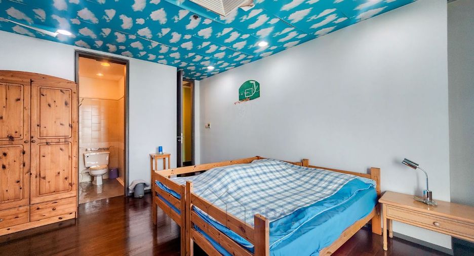 For sale 3 bedrooms condo in Hua Hin, Prachuap Khiri Khan