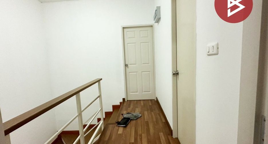 For sale 2 bedrooms townhouse in Si Racha, Chonburi