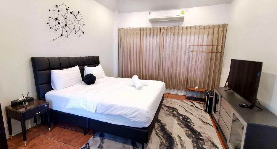ให้เช่า 5 ห้องนอน บ้านเดี่ยว ใน วัฒนา, กรุงเทพฯ