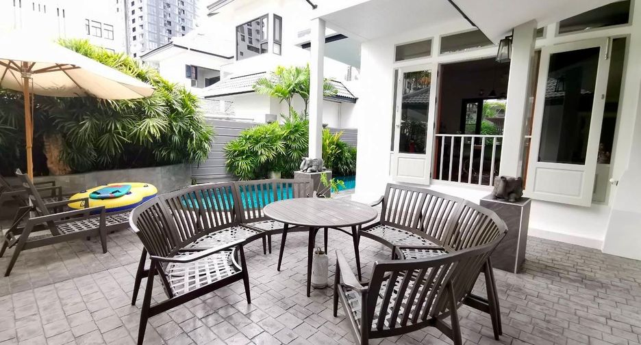 ให้เช่า 5 ห้องนอน บ้านเดี่ยว ใน วัฒนา, กรุงเทพฯ