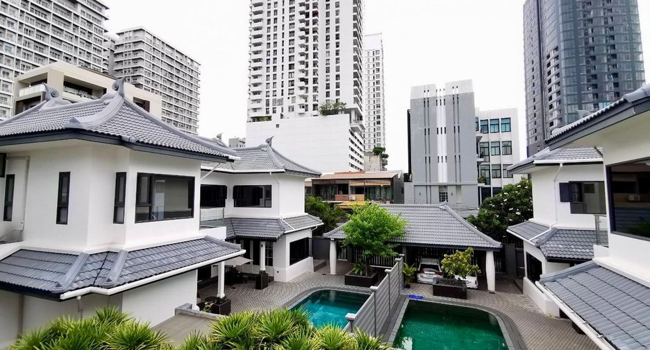 ให้เช่า 5 ห้องนอน บ้านเดี่ยว ใน วัฒนา, กรุงเทพฯ