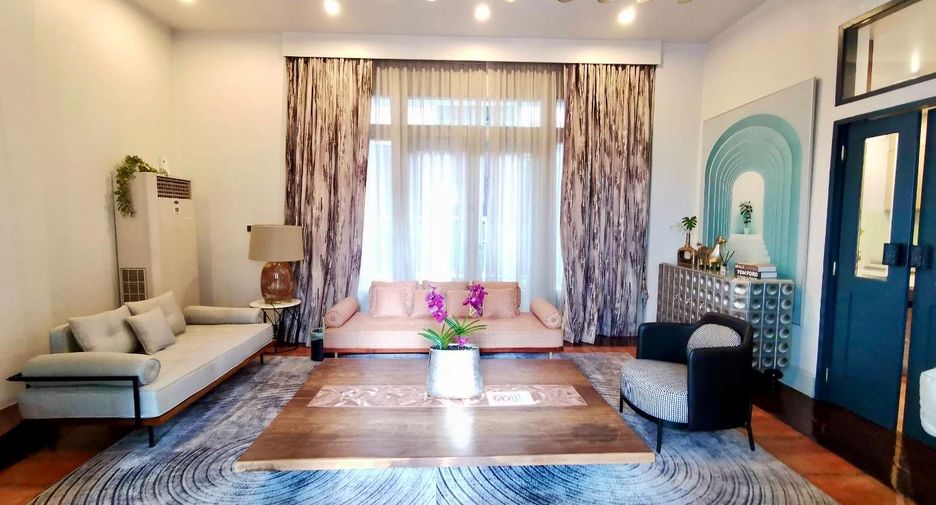 ให้เช่า 5 ห้องนอน บ้านเดี่ยว ใน วัฒนา, กรุงเทพฯ